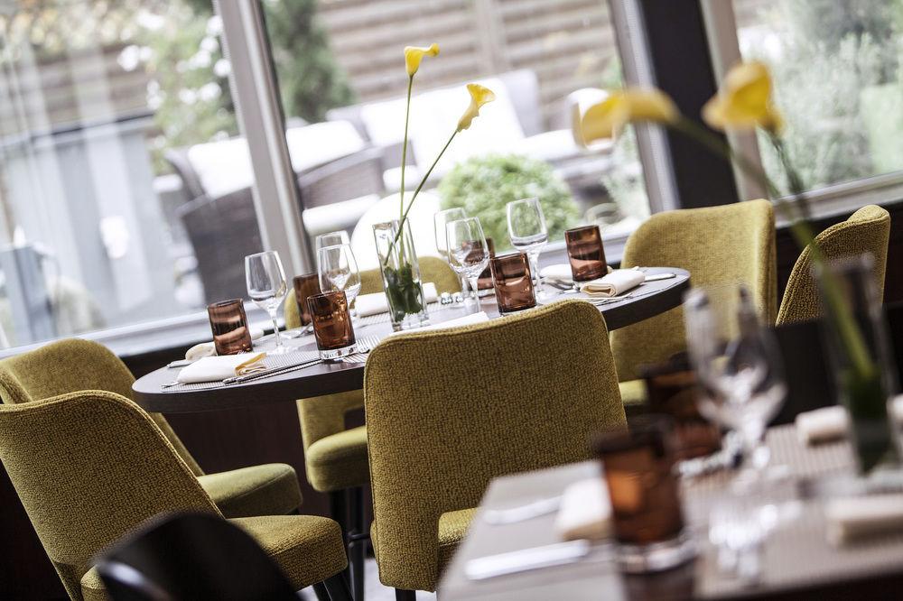 Renaissance Duesseldorf Hotel Ngoại thất bức ảnh