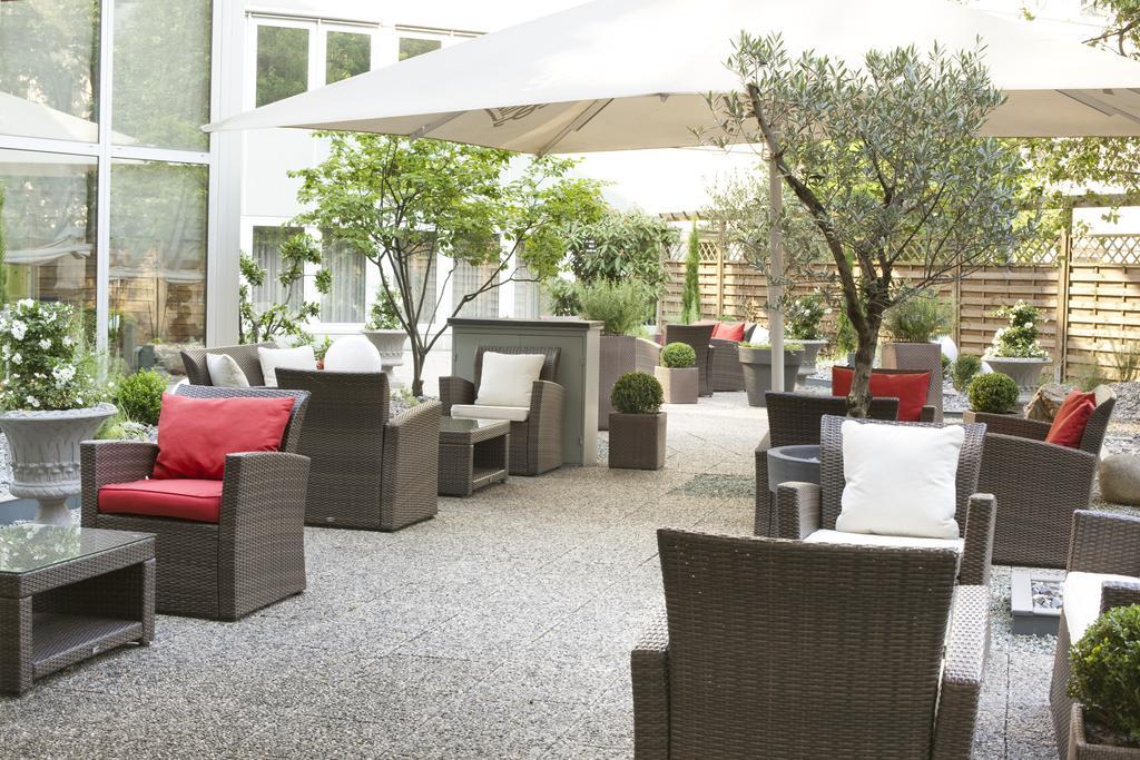 Renaissance Duesseldorf Hotel Ngoại thất bức ảnh