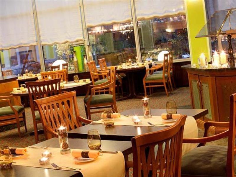 Renaissance Duesseldorf Hotel Ngoại thất bức ảnh